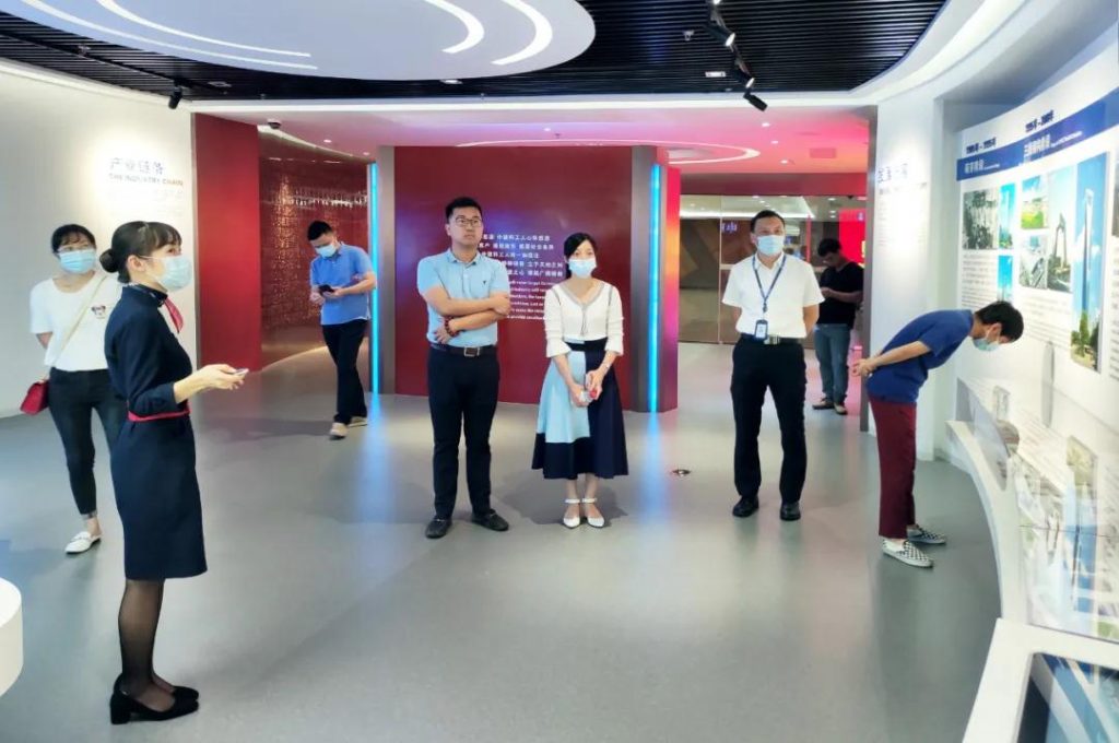 巖星專題 | 廣東工業設計城領導蒞臨深圳參觀深圳優秀企業博物館插圖(7)