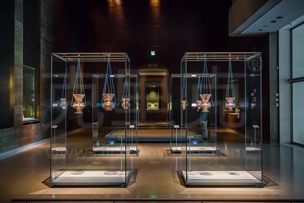 建筑師大師貝聿銘佳作-多哈伊斯蘭藝術博物館設計展示柜插圖(4)